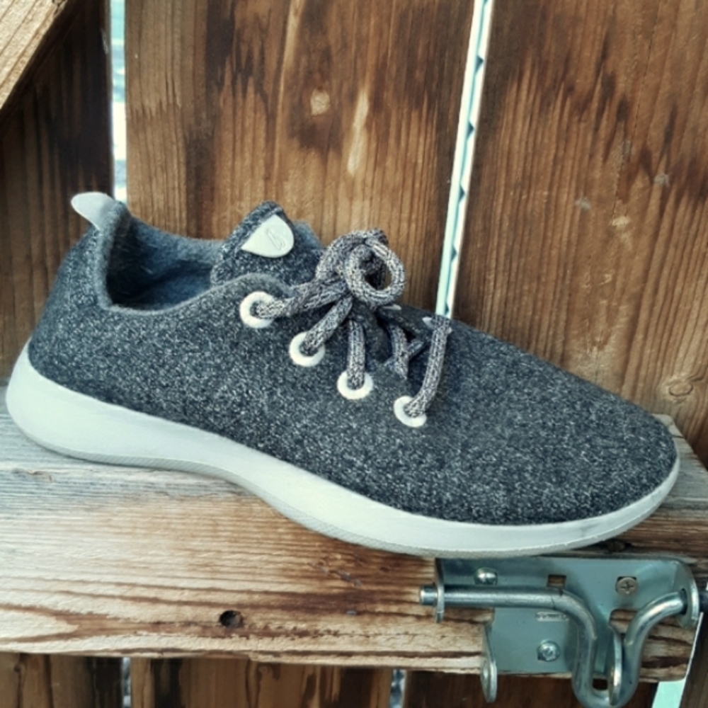 Allbirds wool runner gray casual lace up sneakers women's 8